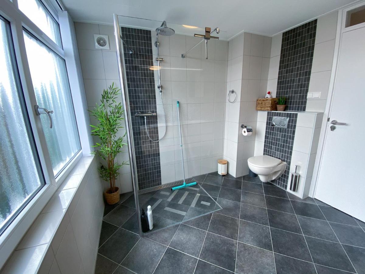 Beach House Makai - Family House With Finnish Sauna, 2 Bathrooms And Only Minutes From The Beach De Koog  Exteriör bild