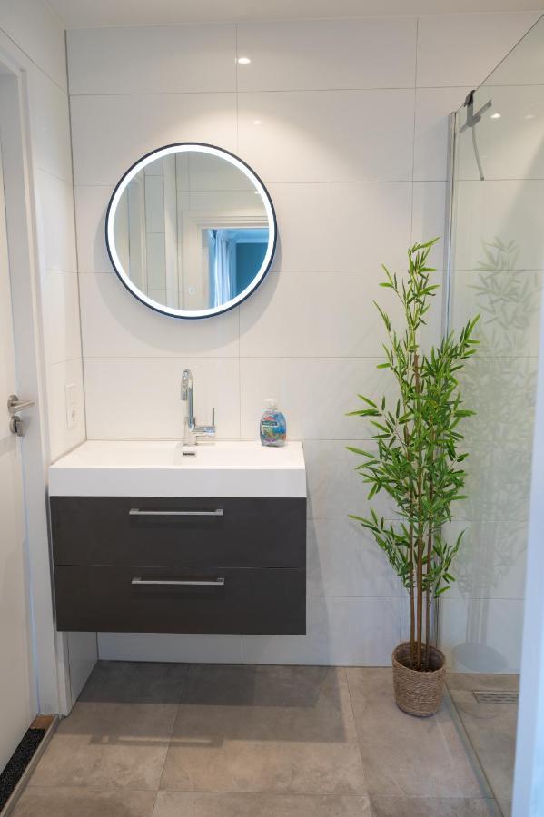 Beach House Makai - Family House With Finnish Sauna, 2 Bathrooms And Only Minutes From The Beach De Koog  Exteriör bild